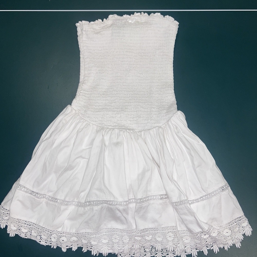 Forever 21 Strapless Fully Lined Short Dress White - S, Crochet Lace Hem Insert